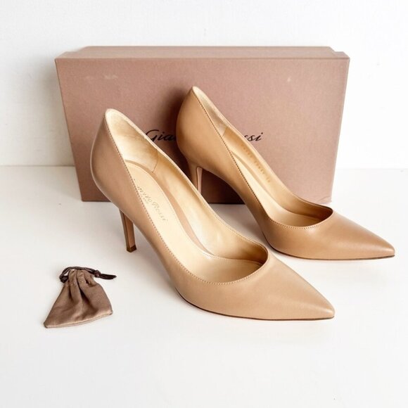 Gianvito Rossi Shoes - Gianvito Rossi Gianvito 85 Pumps in Praline Leather